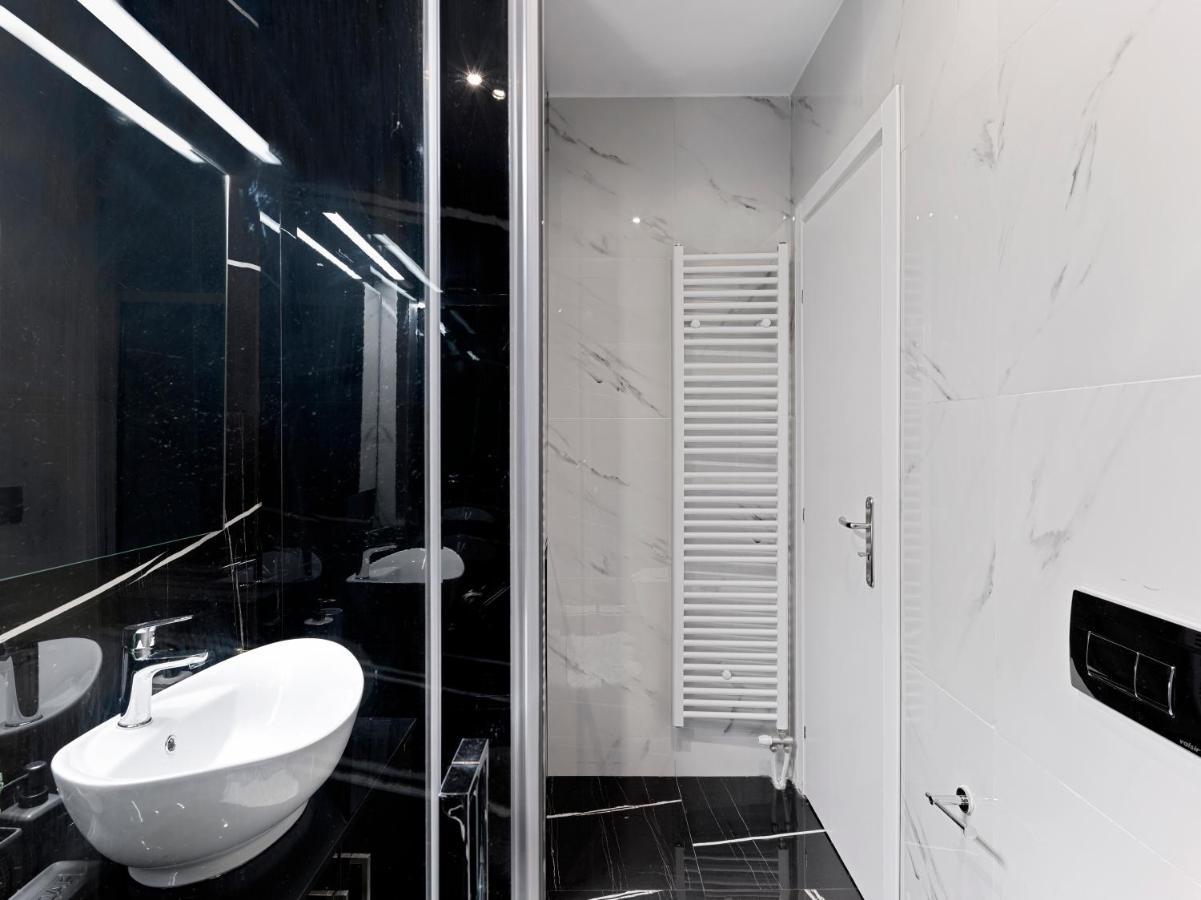 אתונה Elegant Apartment In Glyfada מראה חיצוני תמונה